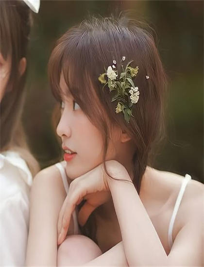 《网球少女》深度之旅扣人心弦的：从表面到核心的逐步解析